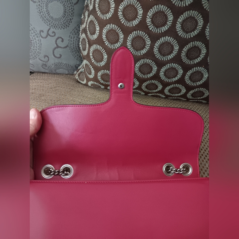 Gucci GG Rare Pink Patent Leather Chain Crossbody Bag - Picture 4 of 7